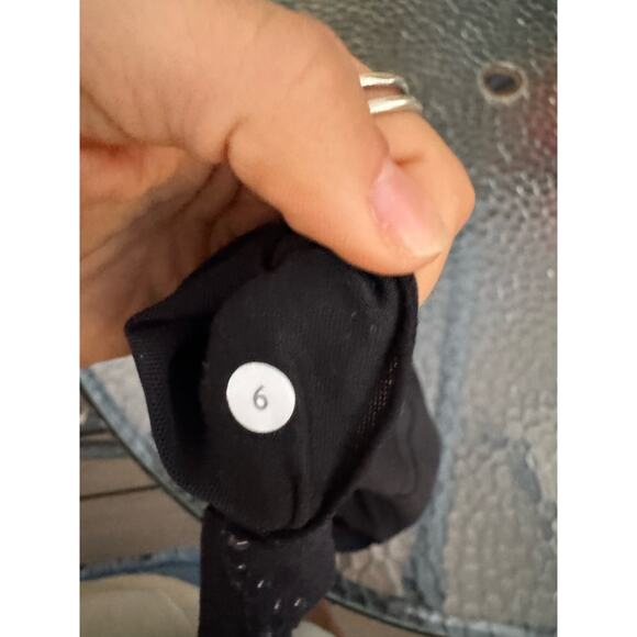 Lululemon Black Run Swiftly Tech Tank Size 6 - Picture 6 of 6